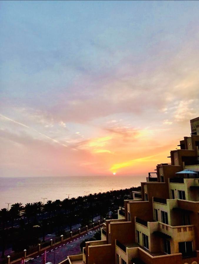 Rixos Beach Apartment Ras al-Khaimah Bagian luar foto